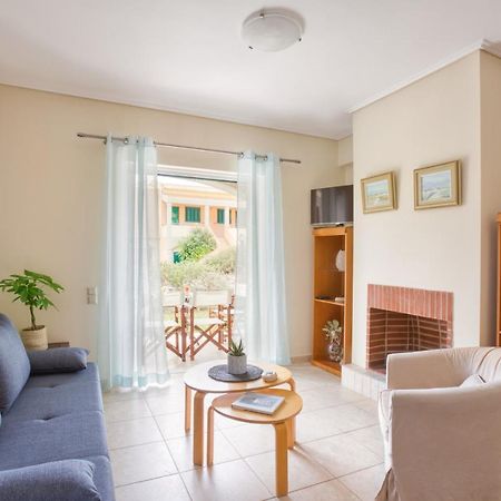 Dimeli Junior Apartment At The Beach Barbati Exterior photo
