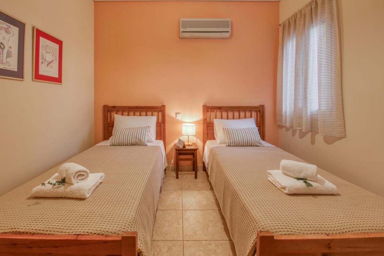 Dimeli Junior Apartment At The Beach Barbati Exterior photo